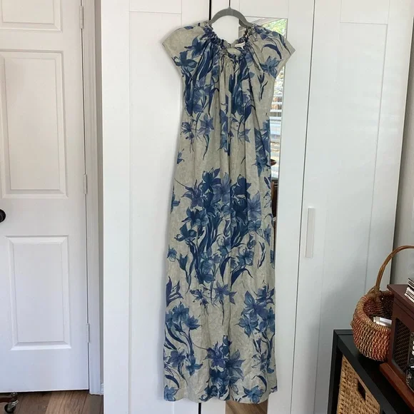 Ann Mashburn linen blend floral maxi dress - Picture 2 of 11